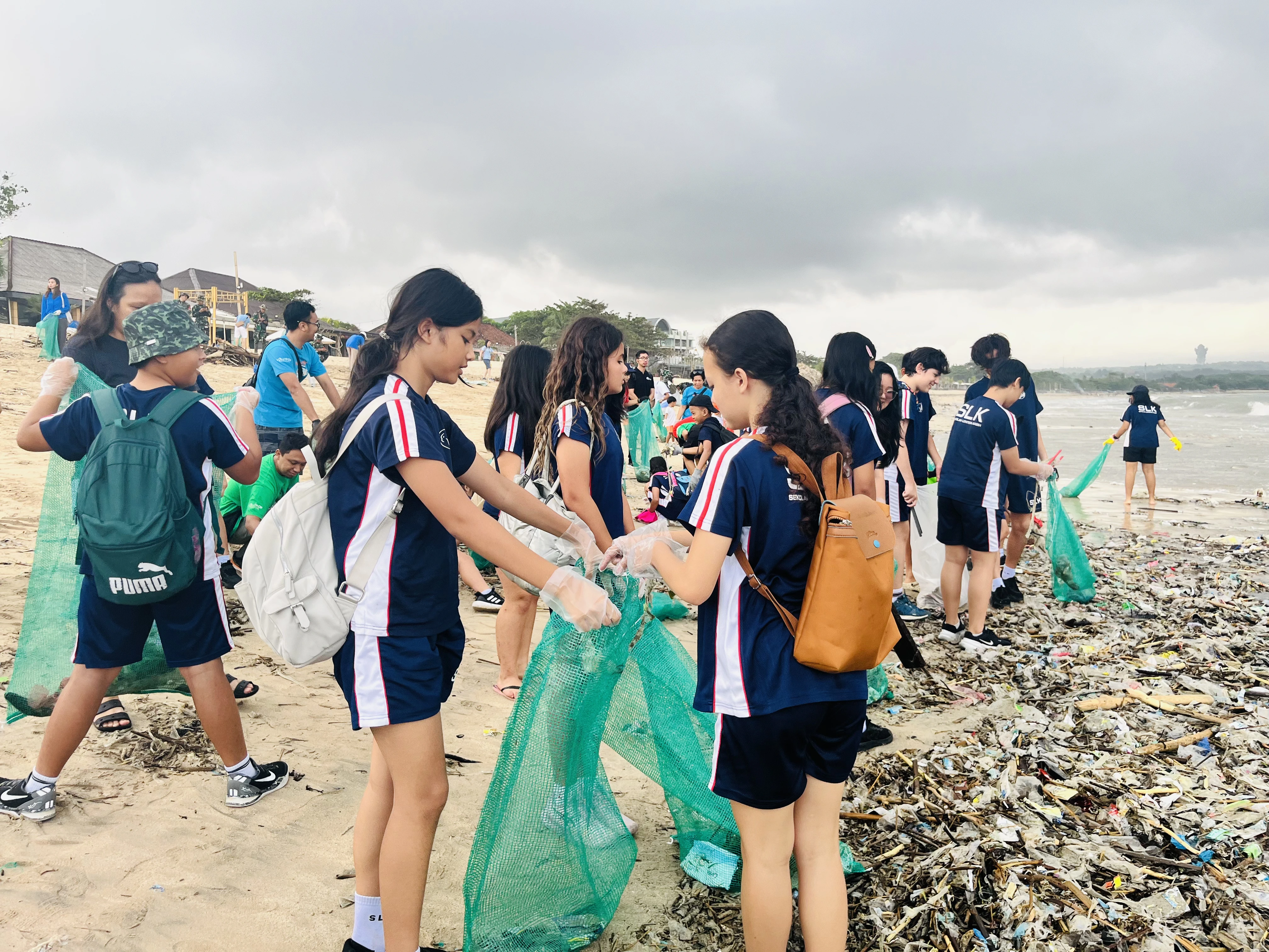 SLK & Lollypop Beach Clean-Up: Taking Action with Sungai Watch in Bali - Photo 1